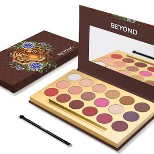 Beyond Utopia Shimmer and Matte Eyeshadow Palette